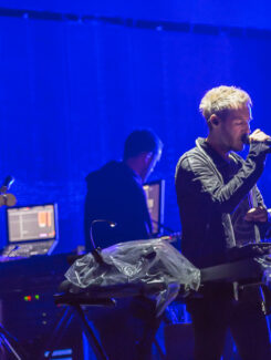 Massive Attack, 2016